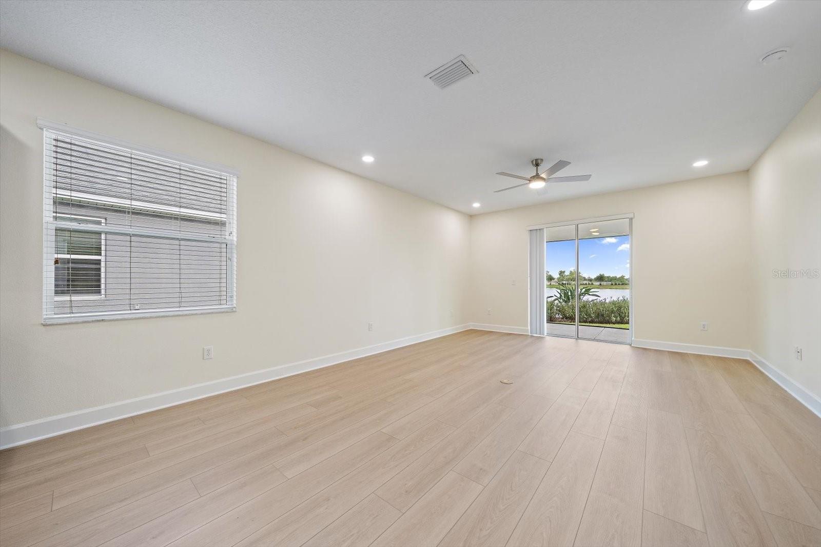 8418 NANDINA DR — photo 24
