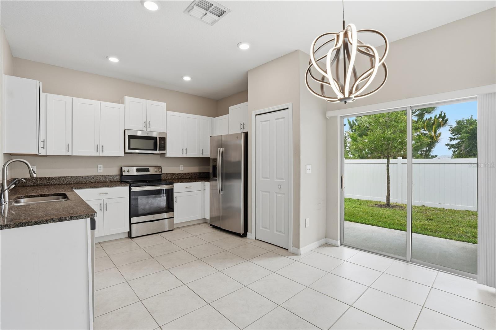 9637 MULBERRY MARSH LN — photo 6