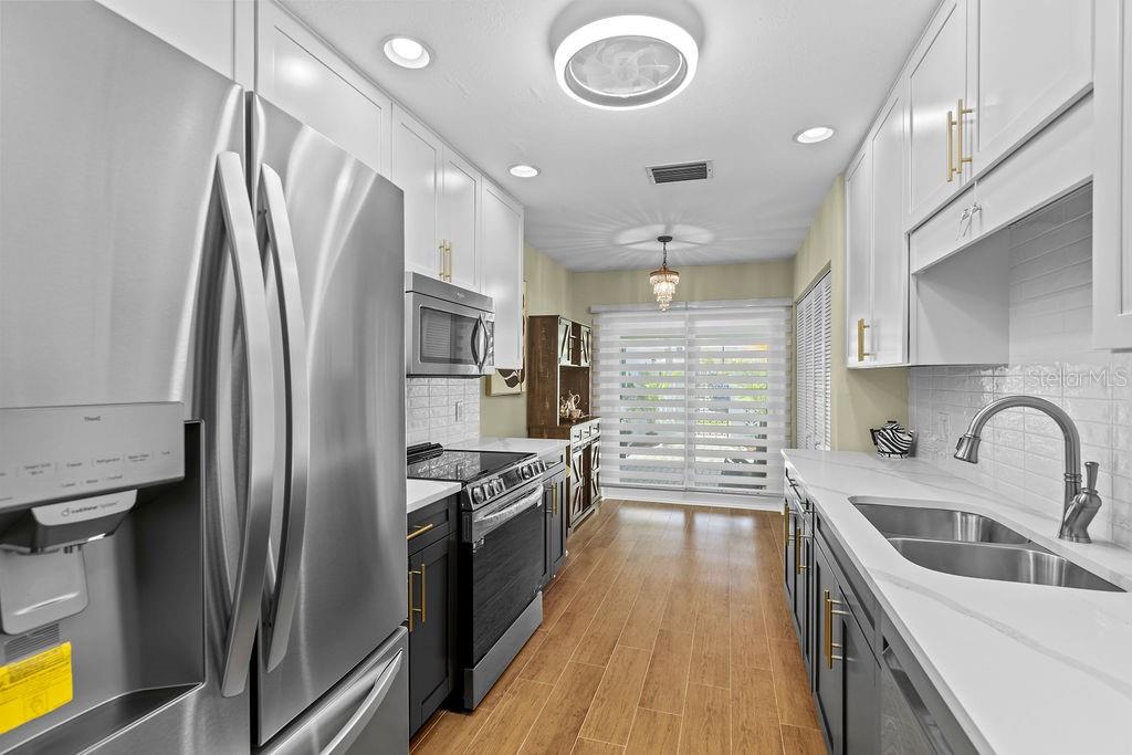 215 BOCA CIEGA POINT BLVD N #3 — photo 9