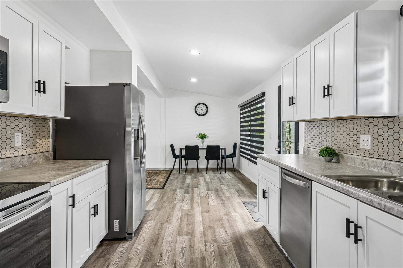 8514 N BRANCH AVE — photo 18