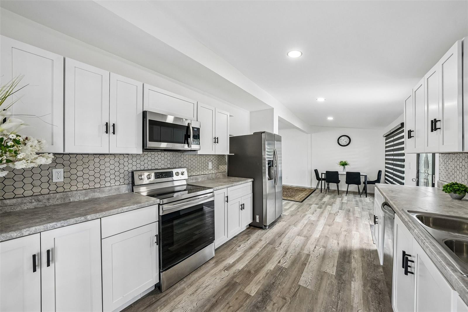 8514 N BRANCH AVE — photo 14
