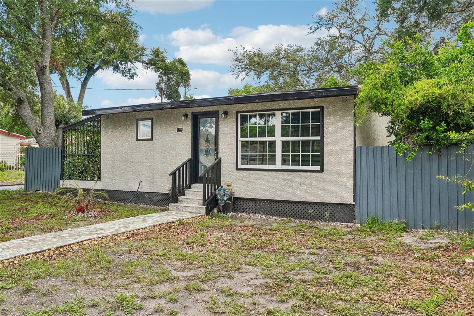 8514 N BRANCH AVE — photo 2