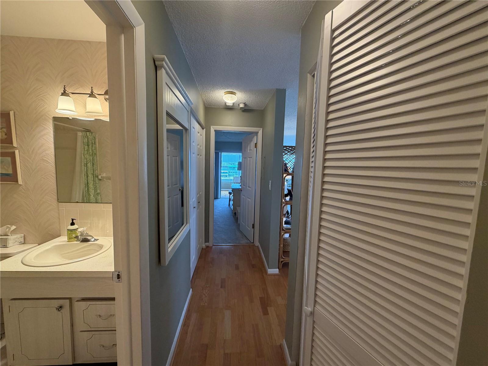 6025 SHORE BLVD S #415 — photo 7