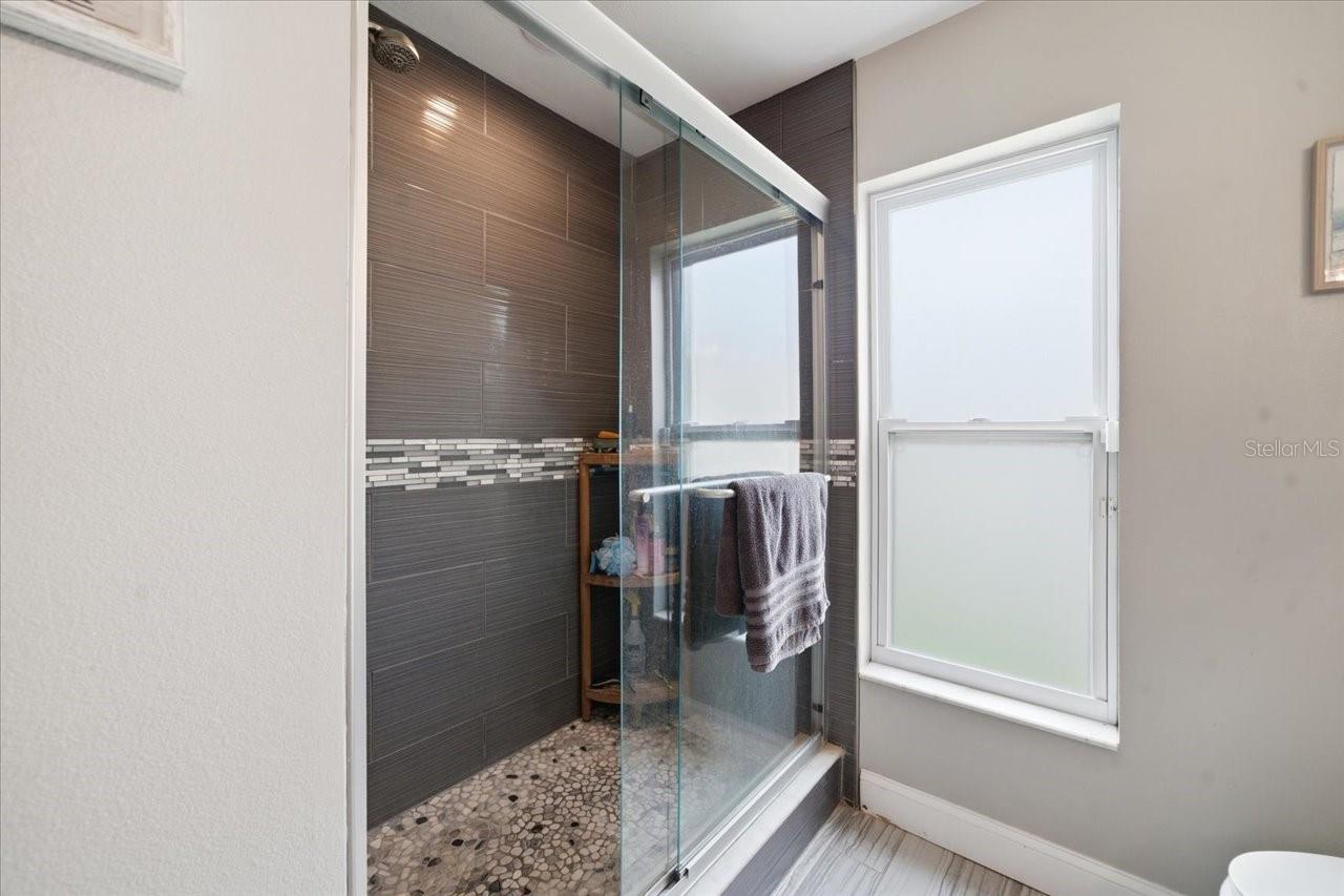 11803 SWEETPEA CT — photo 23