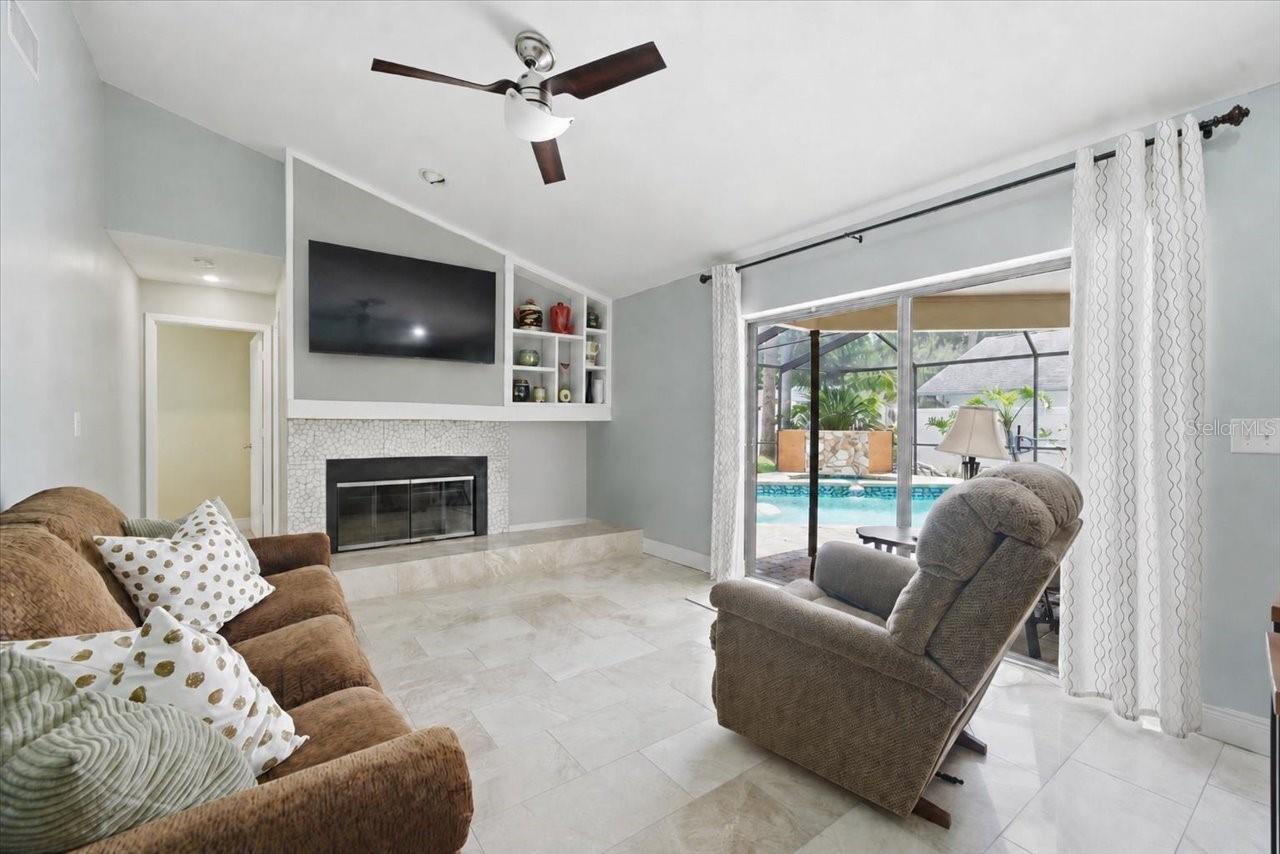 11803 SWEETPEA CT — photo 13