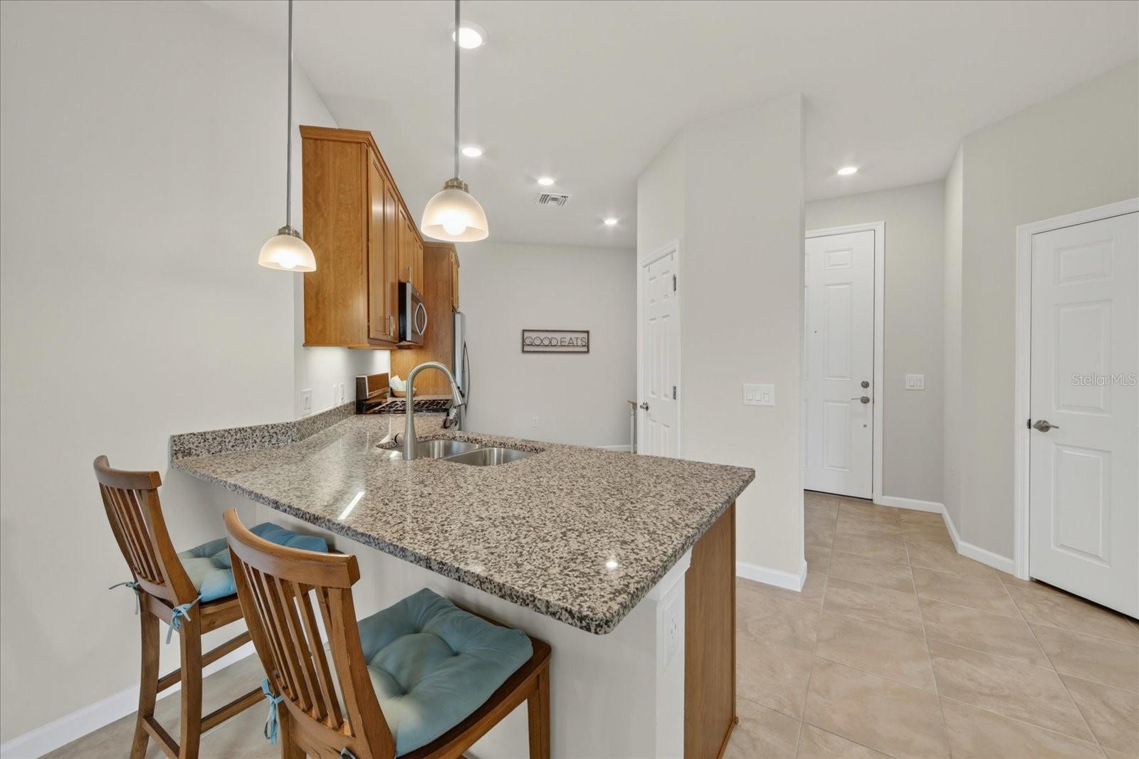 17658 CAMDEN DR — photo 11