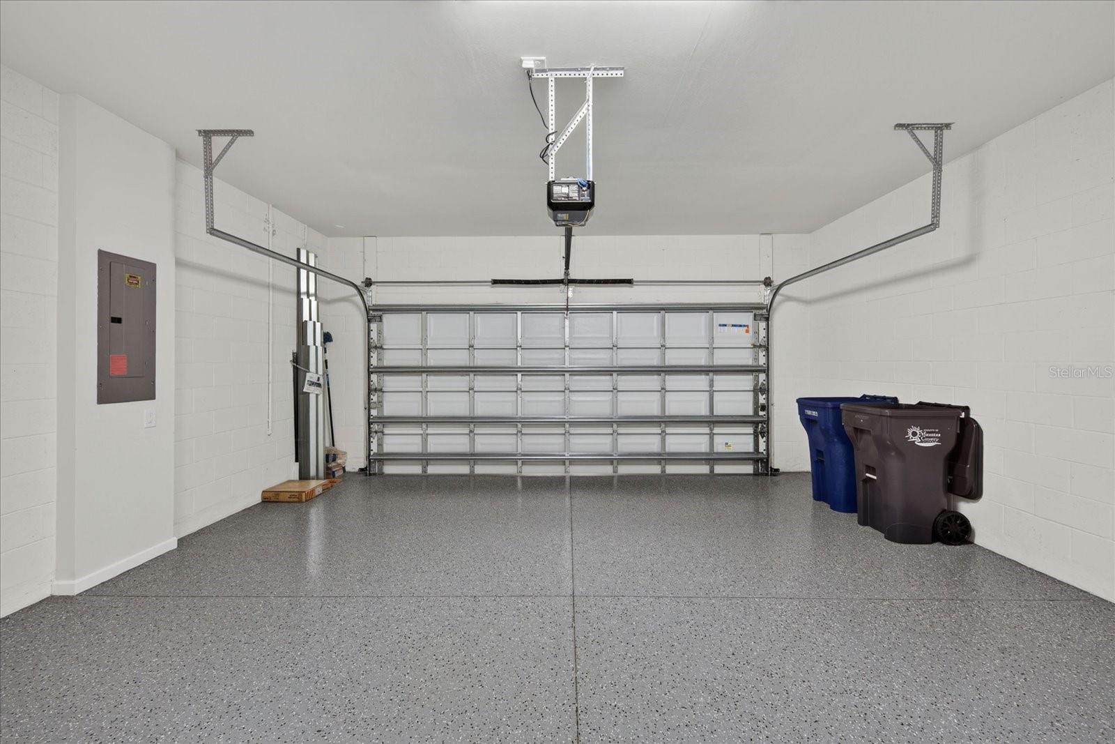 17658 CAMDEN DR — photo 38