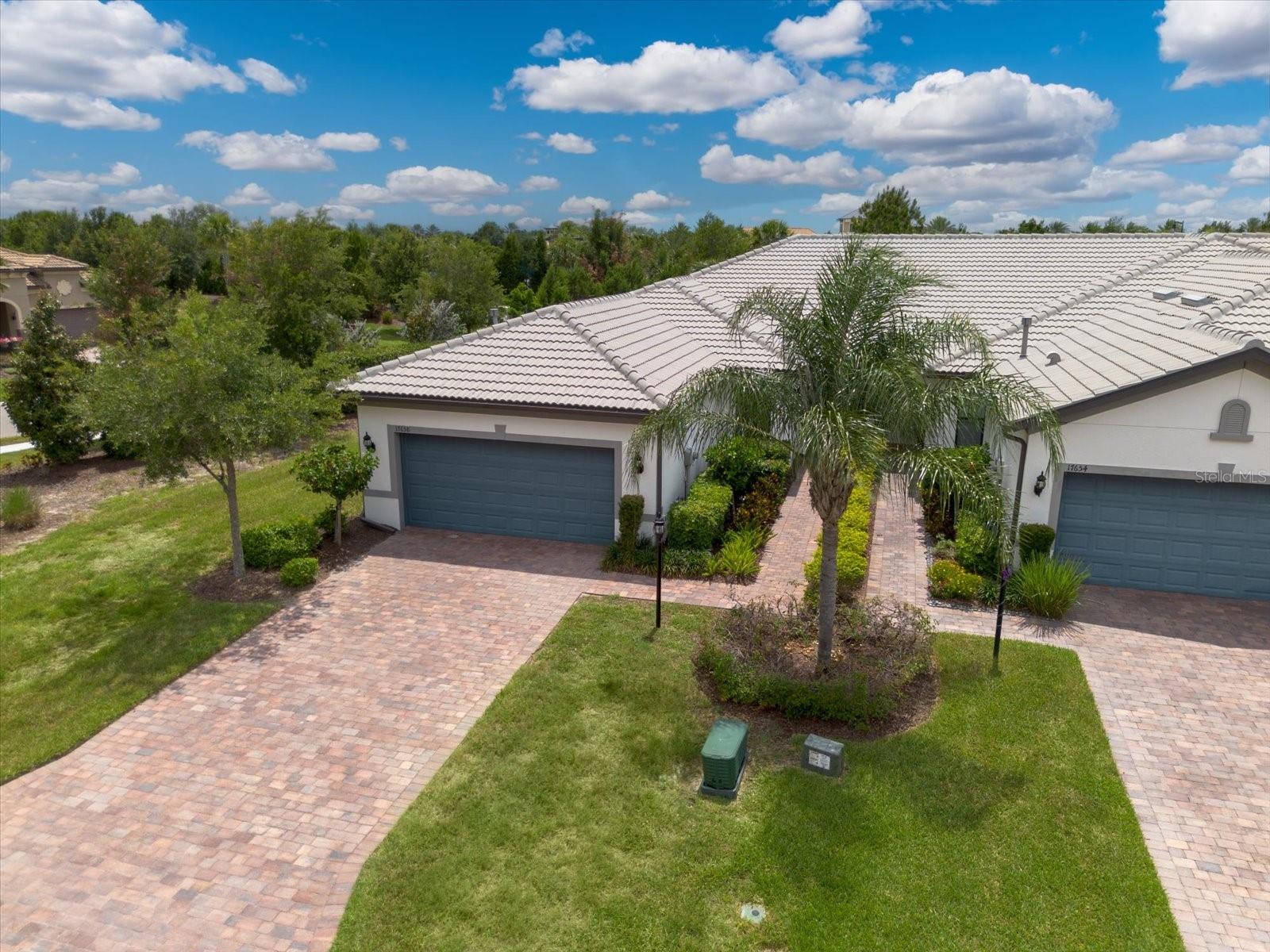 17658 CAMDEN DR — photo 5