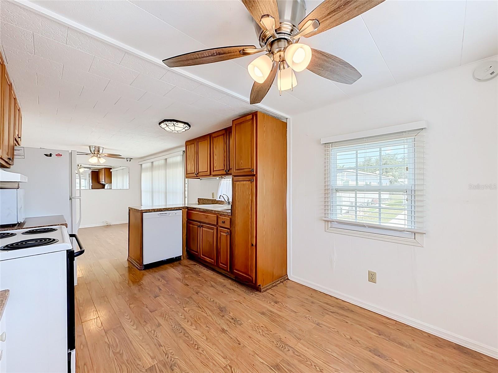 800 32ND AVE S #727 — photo 8