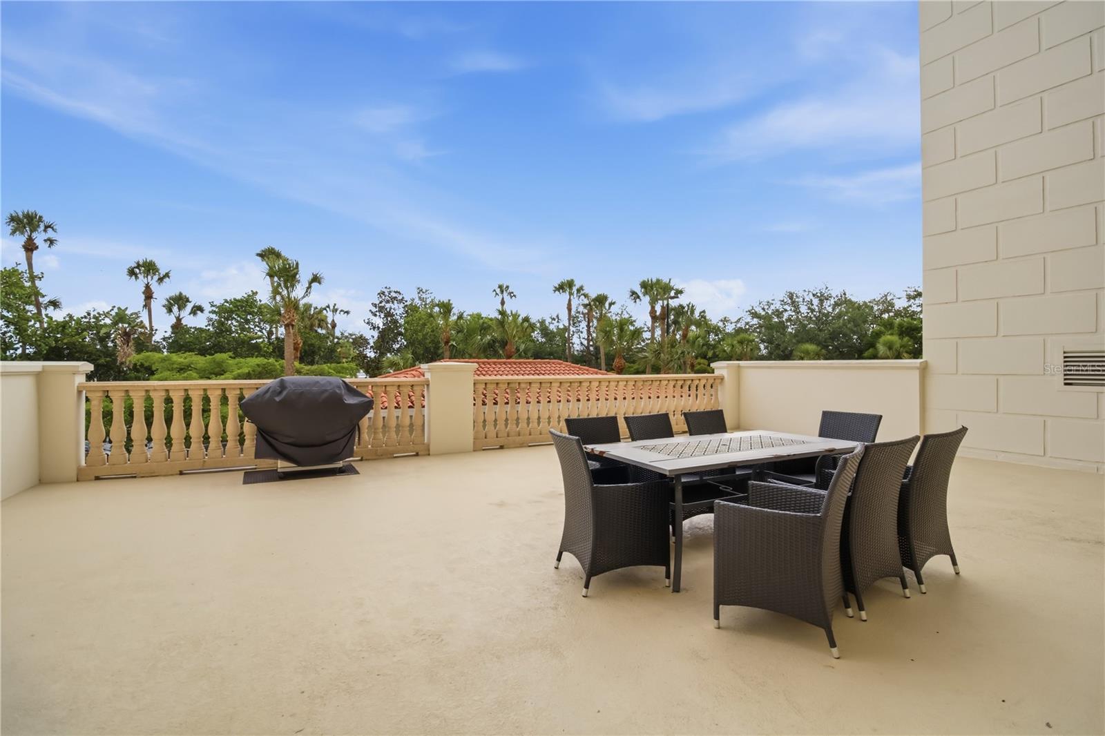 501 HABEN BLVD #605 — photo 37