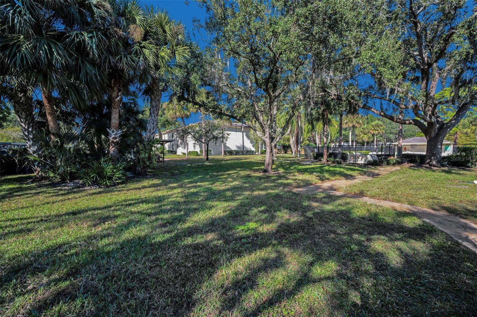 110 CYPRESS CT #3-82 — photo 30