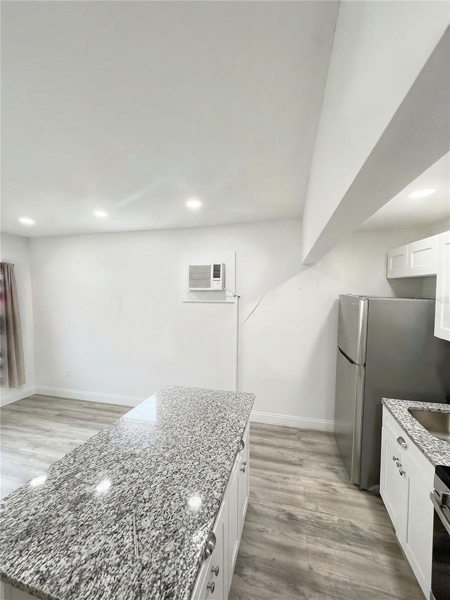 3505 N 16TH ST — photo 21