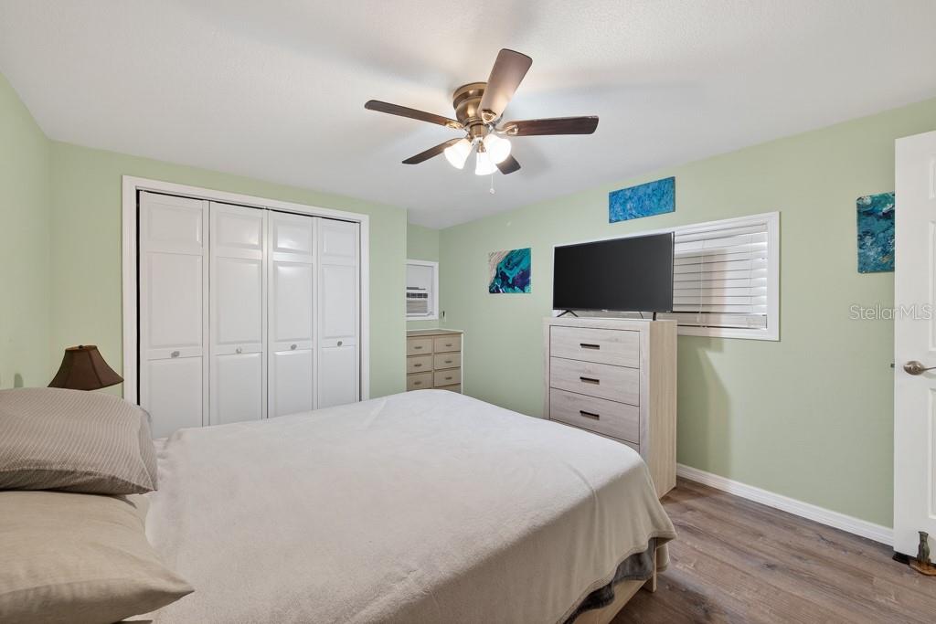 3527 TIKI DR — photo 23