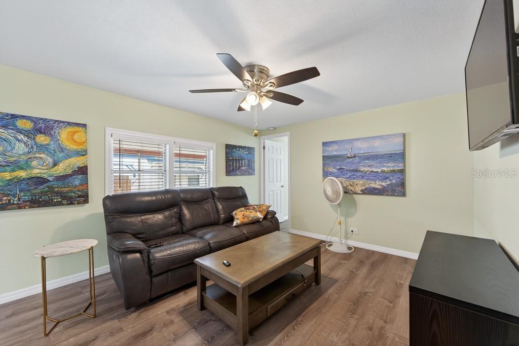 3527 TIKI DR — photo 10
