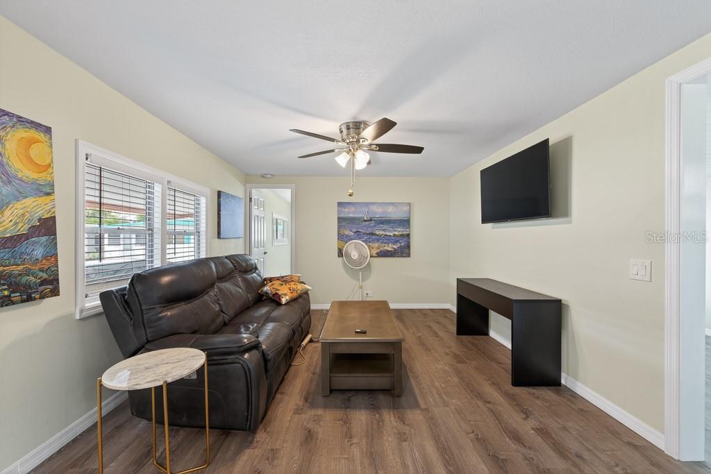 3527 TIKI DR — photo 11