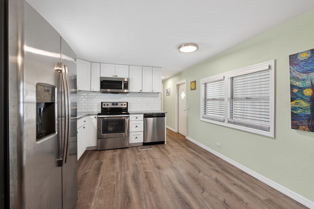 3527 TIKI DR — photo 13
