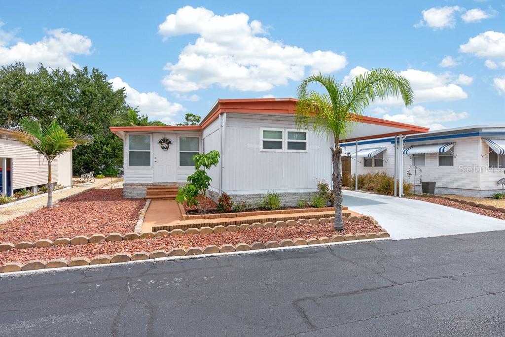3527 TIKI DR — photo 40