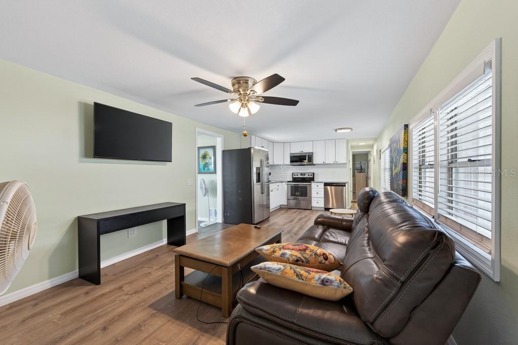3527 TIKI DR — photo 7