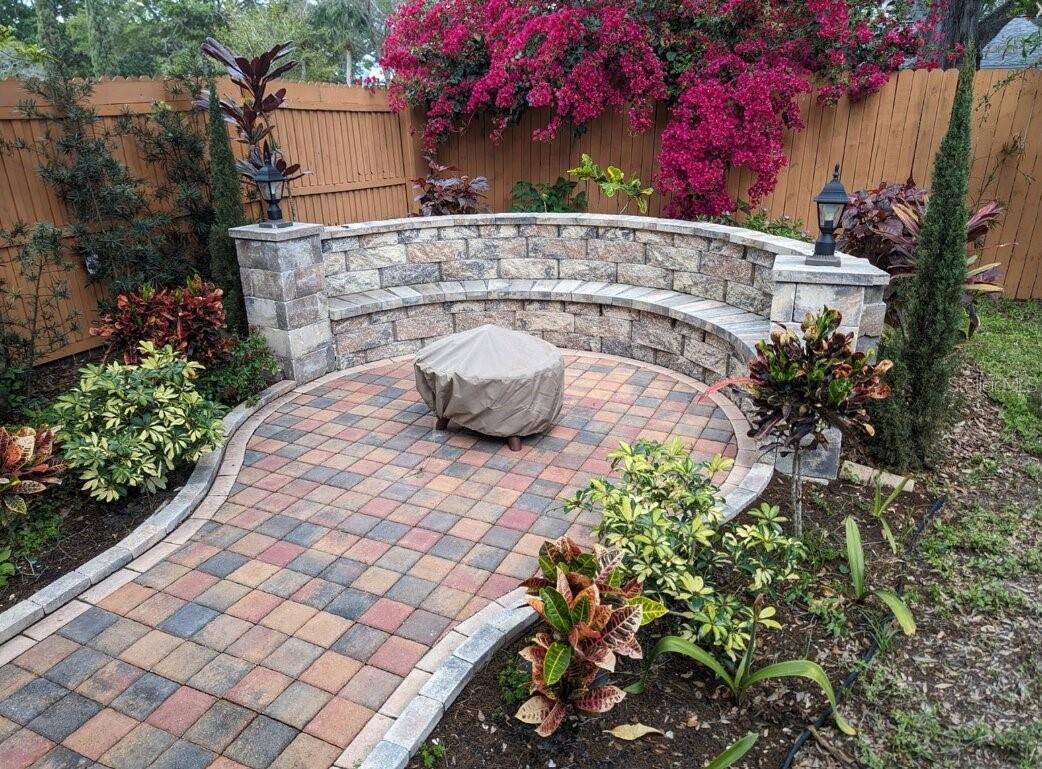1602 AMBERLEA DR S — photo 3