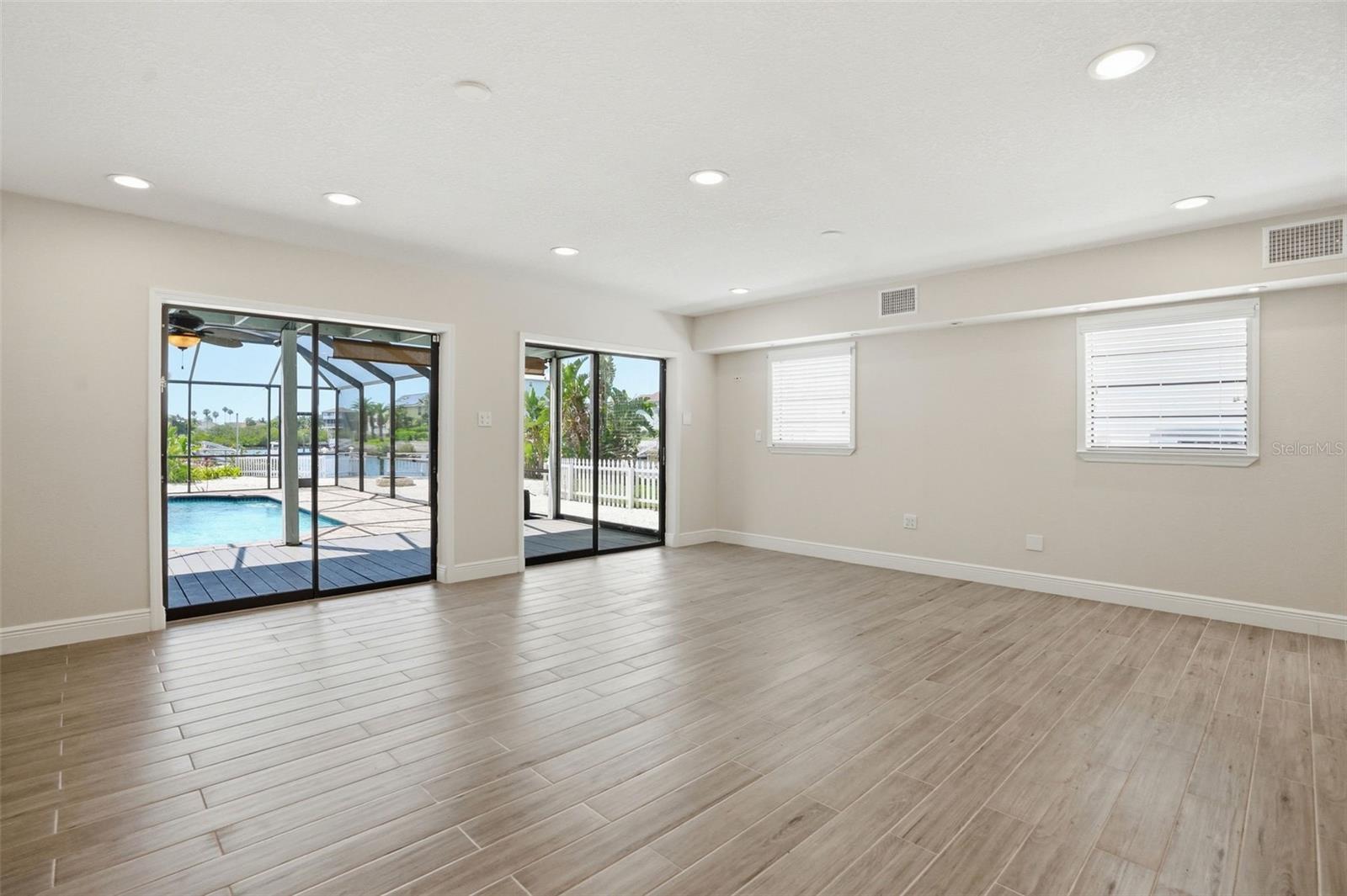6025 RANDAN CT — photo 42