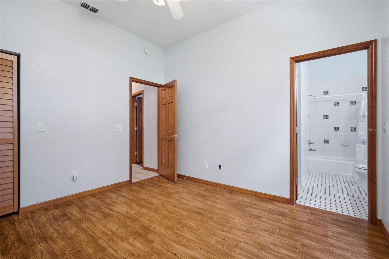 6611 W KNIGHTS GRIFFIN RD — photo 27