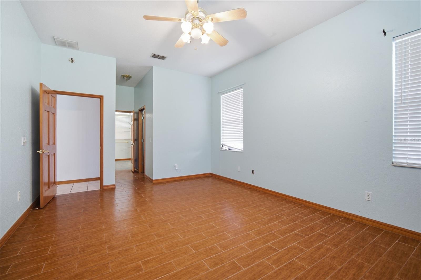 6611 W KNIGHTS GRIFFIN RD — photo 53