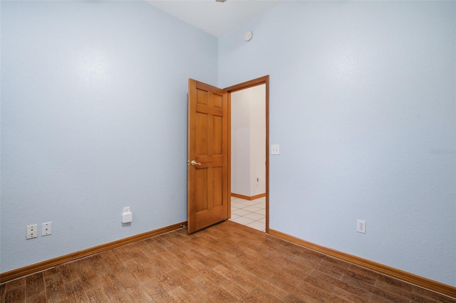 6611 W KNIGHTS GRIFFIN RD — photo 21