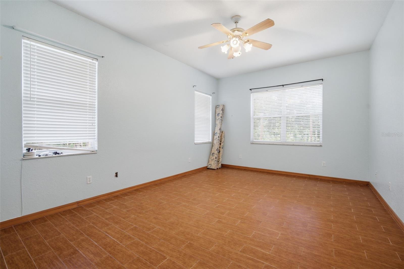 6611 W KNIGHTS GRIFFIN RD — photo 50