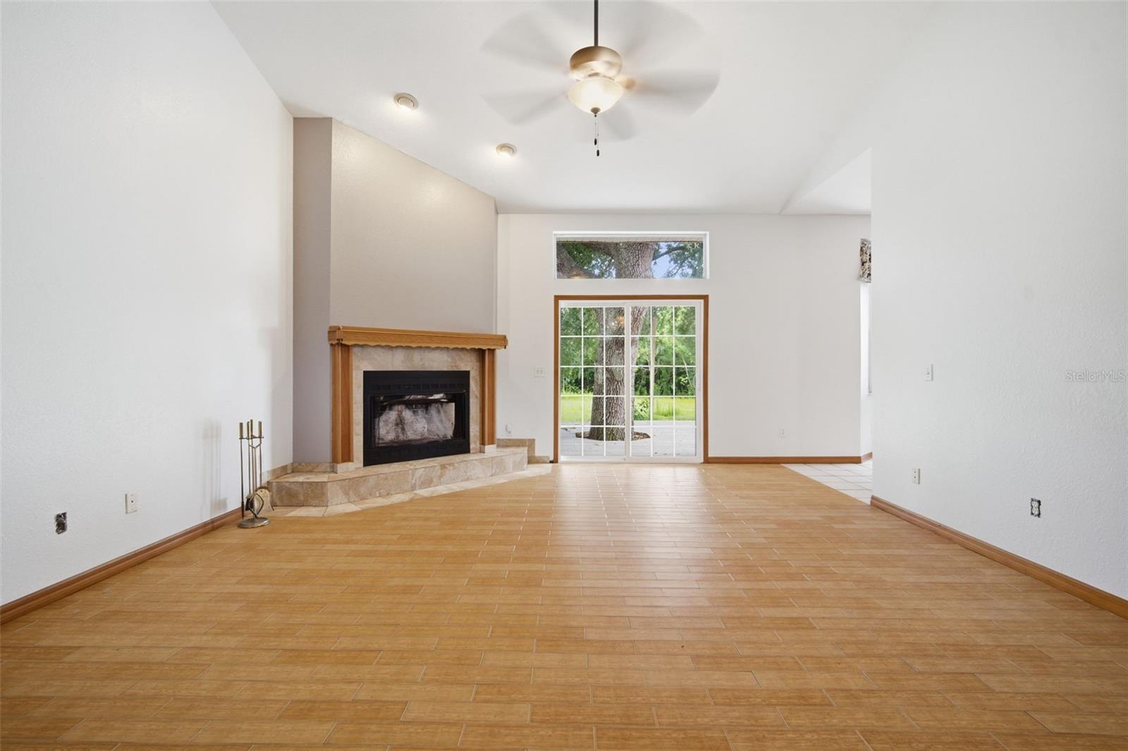 6611 W KNIGHTS GRIFFIN RD — photo 35