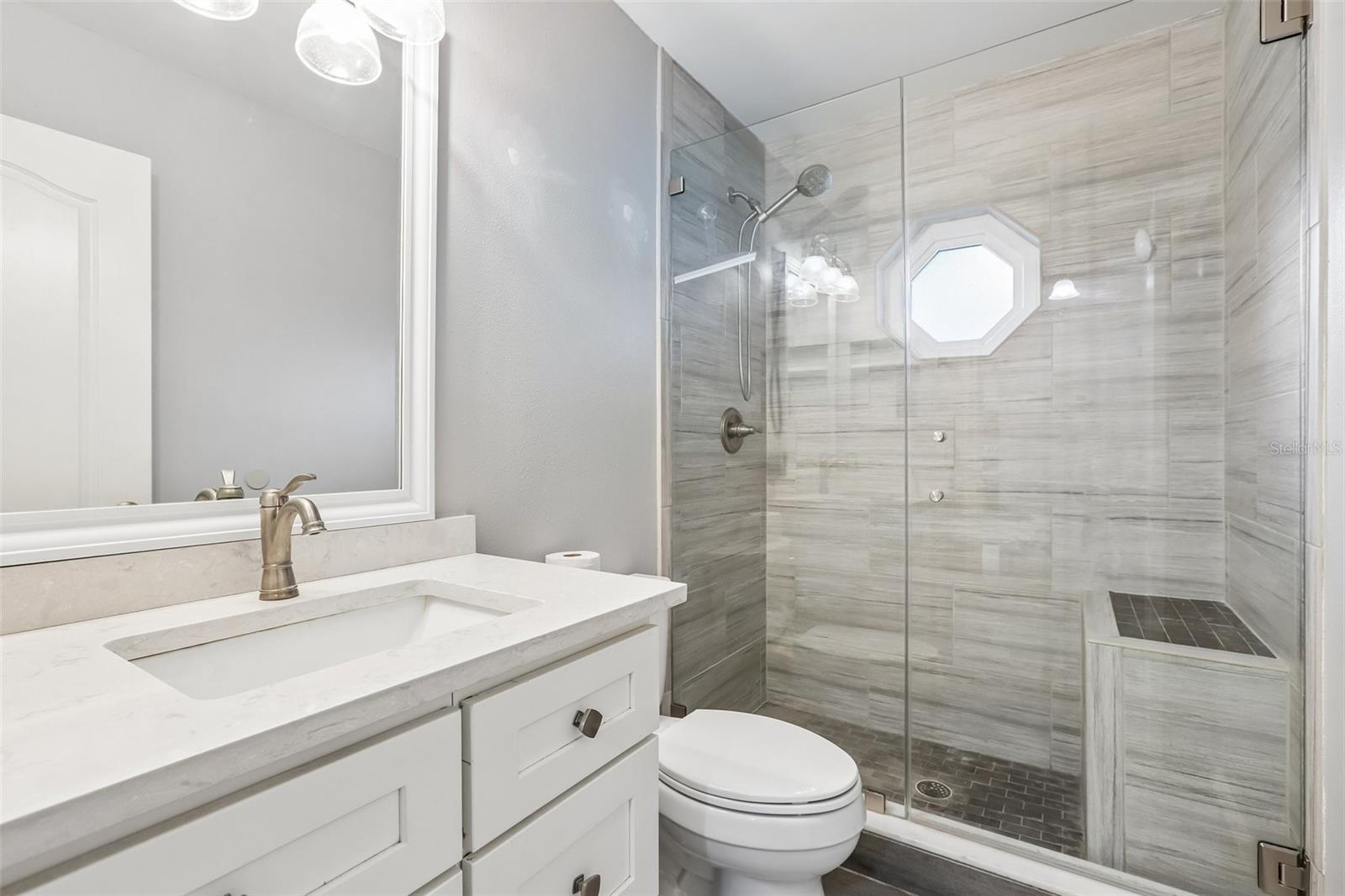 6540 FOXMOOR DR — photo 24