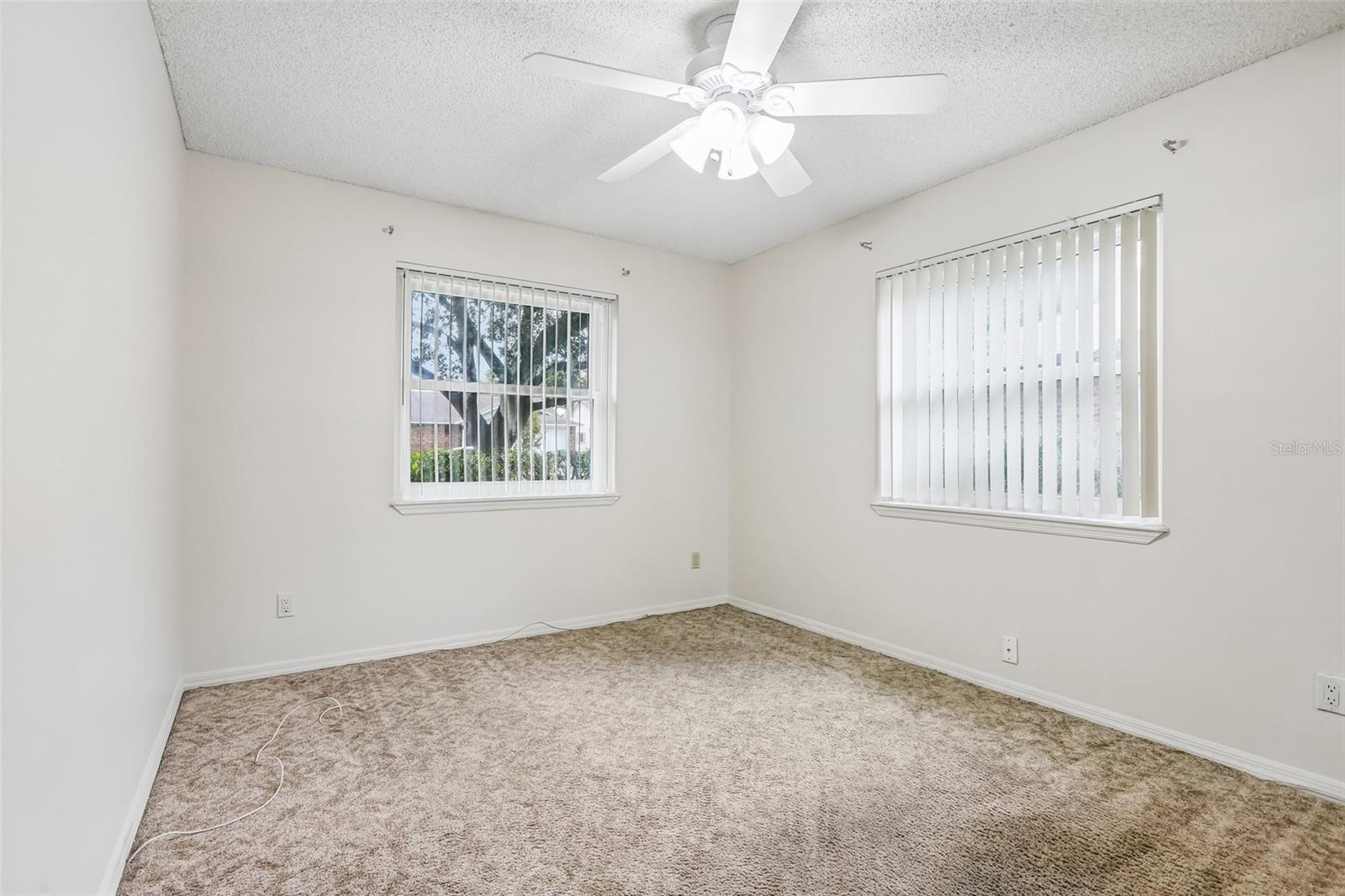 6540 FOXMOOR DR — photo 26