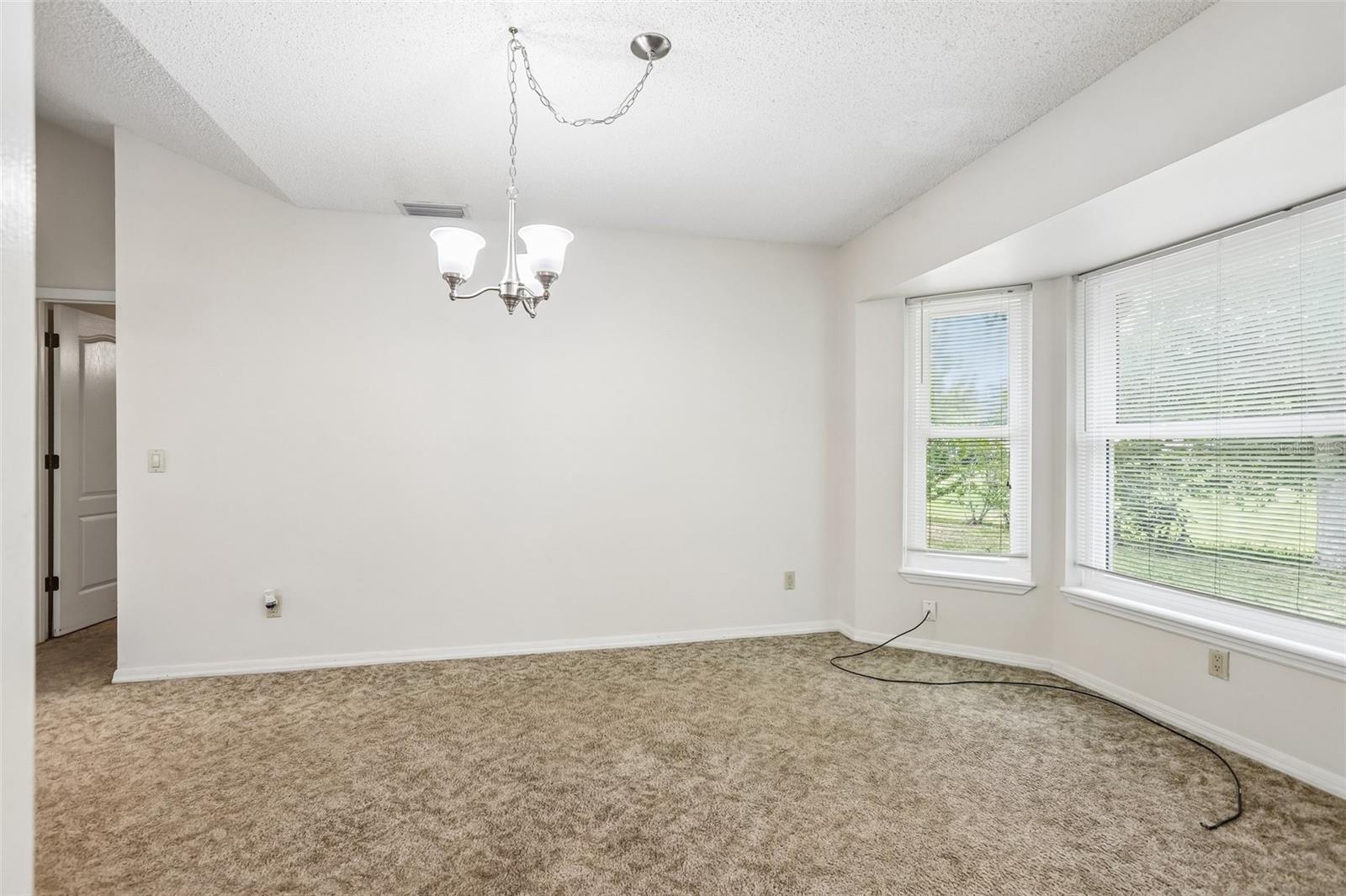 6540 FOXMOOR DR — photo 17