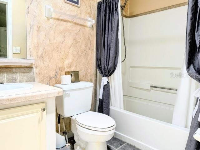 805 S WATERWAY — photo 16