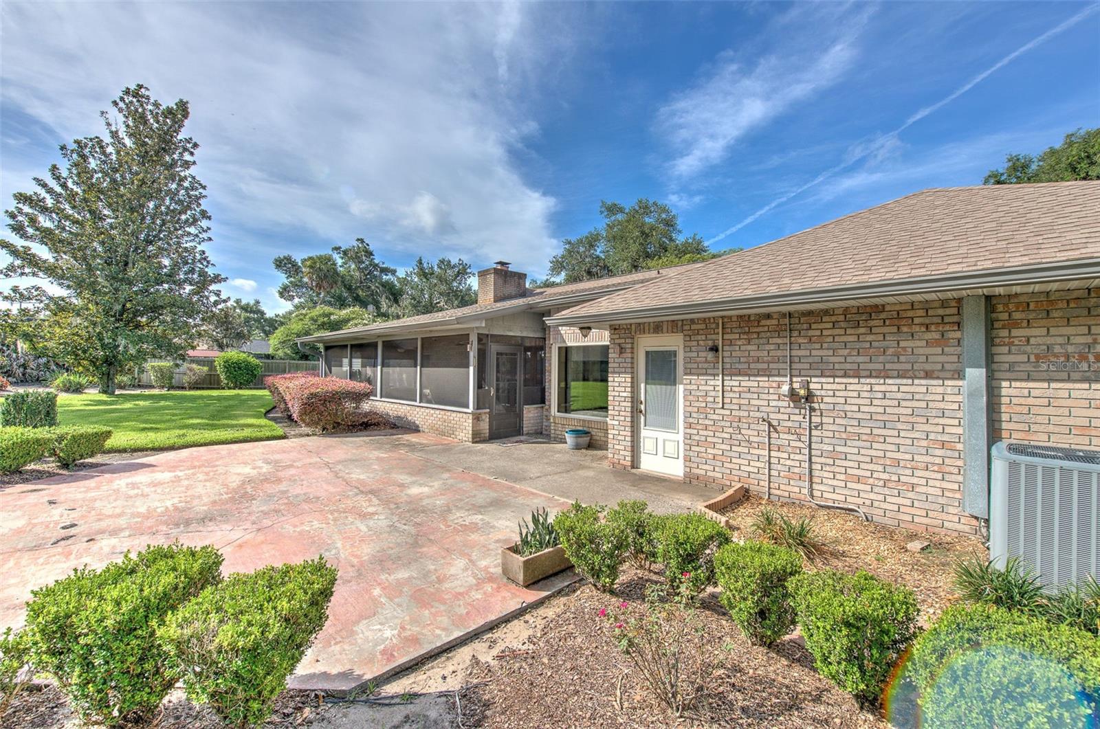 2102 WHITLOCK PL — photo 31