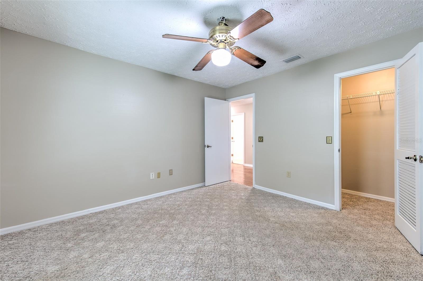 2102 WHITLOCK PL — photo 17