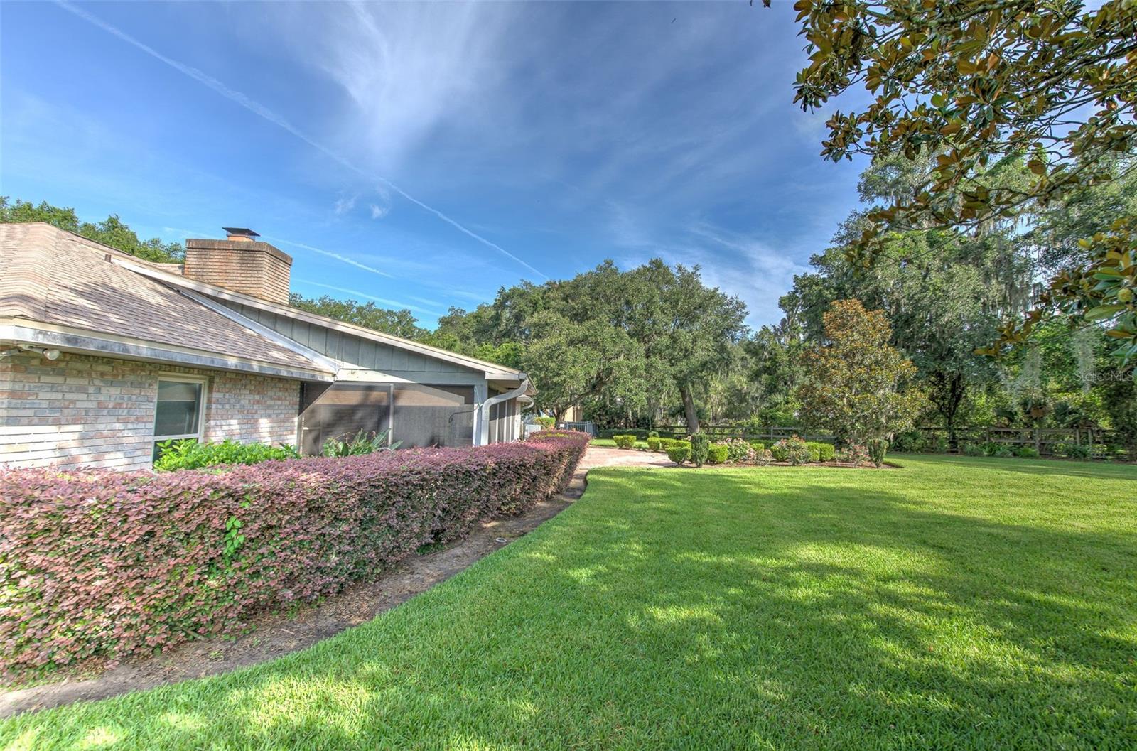 2102 WHITLOCK PL — photo 38