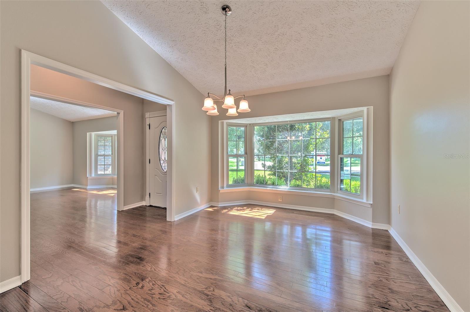 2102 WHITLOCK PL — photo 4
