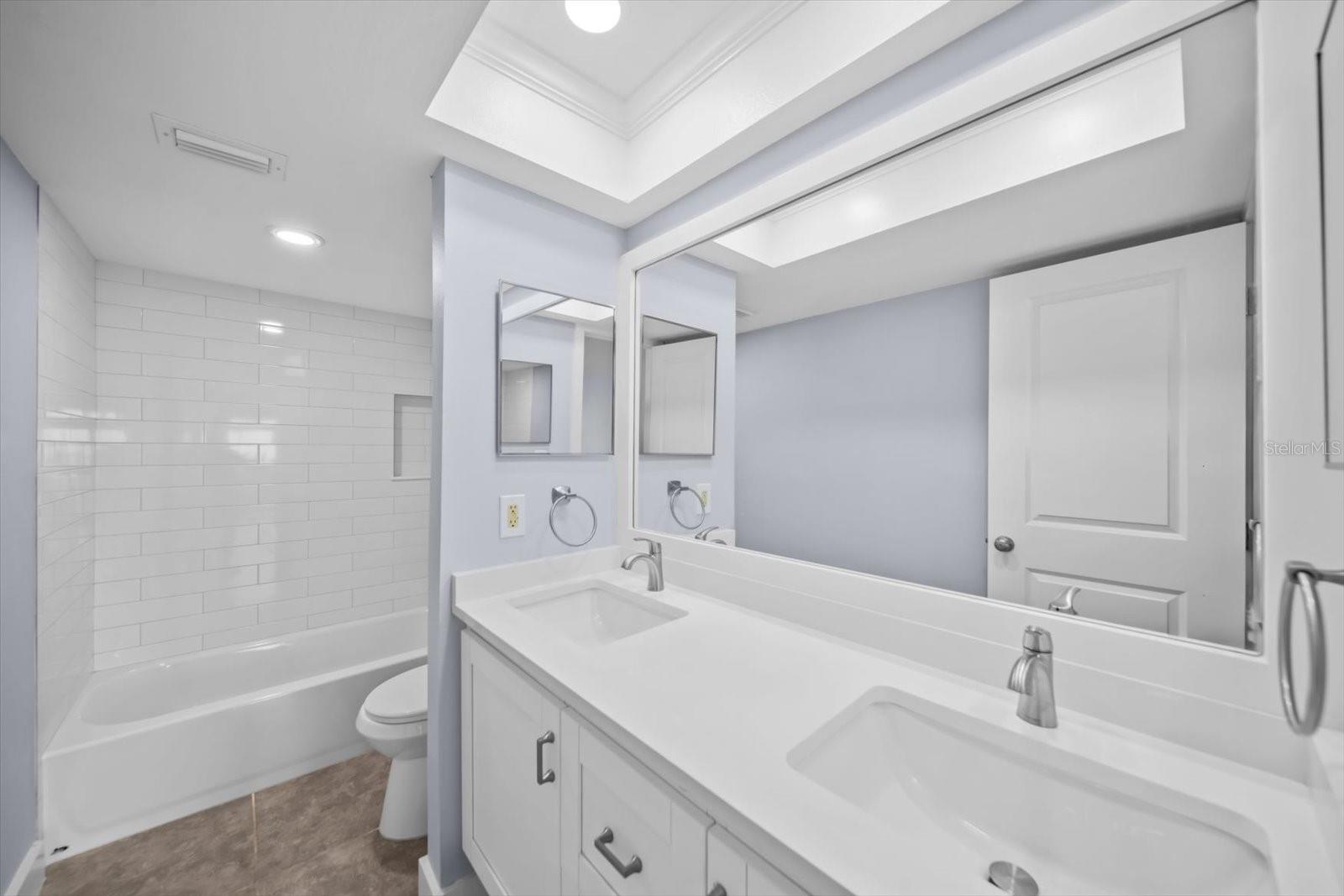 7530 SUNSHINE SKYWAY LN S #T30 — photo 16
