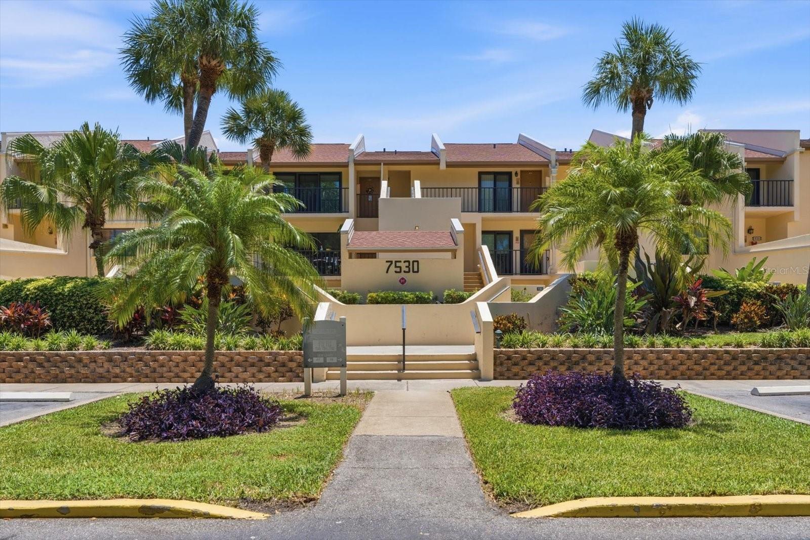 7530 SUNSHINE SKYWAY LN S #T30 — photo 4