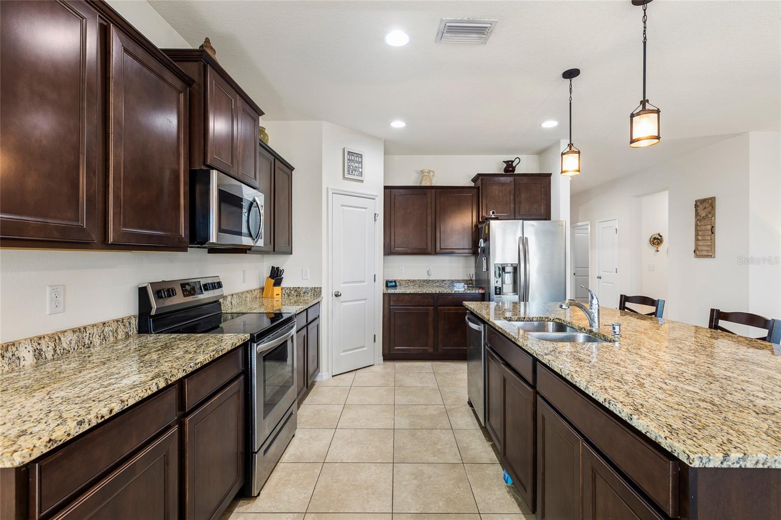 5025 JACKEL CHASE DR — photo 3