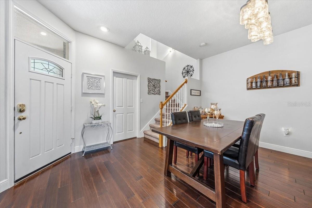 9606 ROYCE DR — photo 11