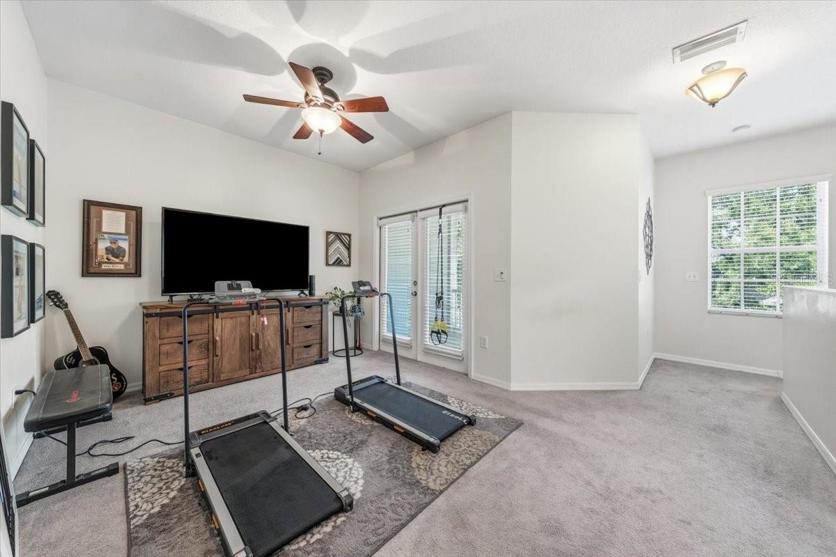 9606 ROYCE DR — photo 15
