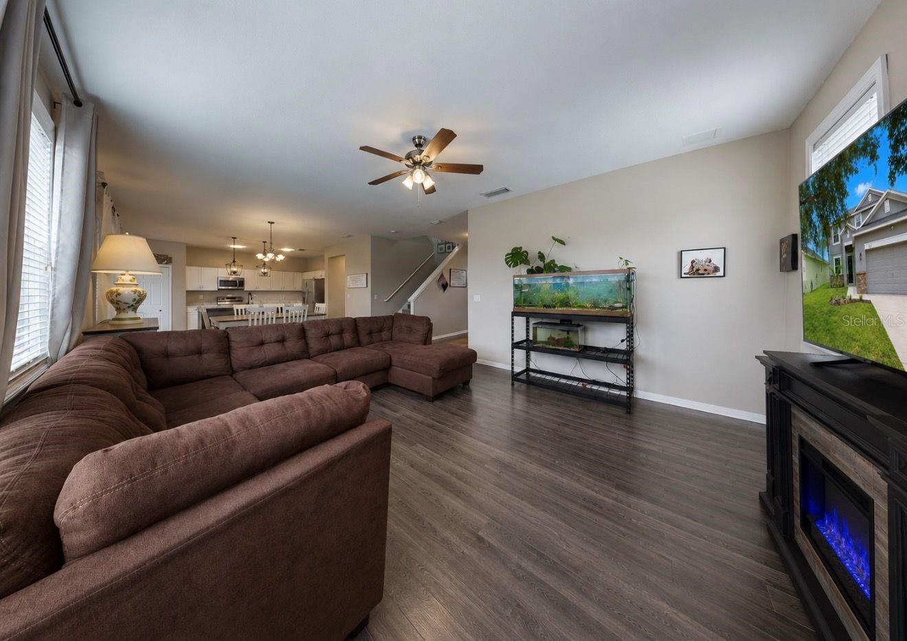 509 POWDER VIEW DR — photo 8
