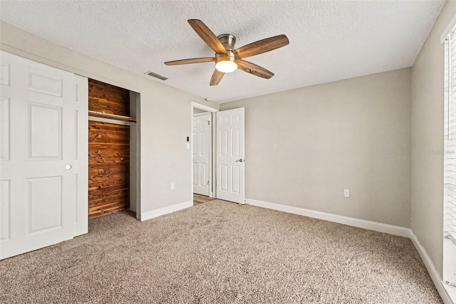 3207 SALISBURY DR — photo 12