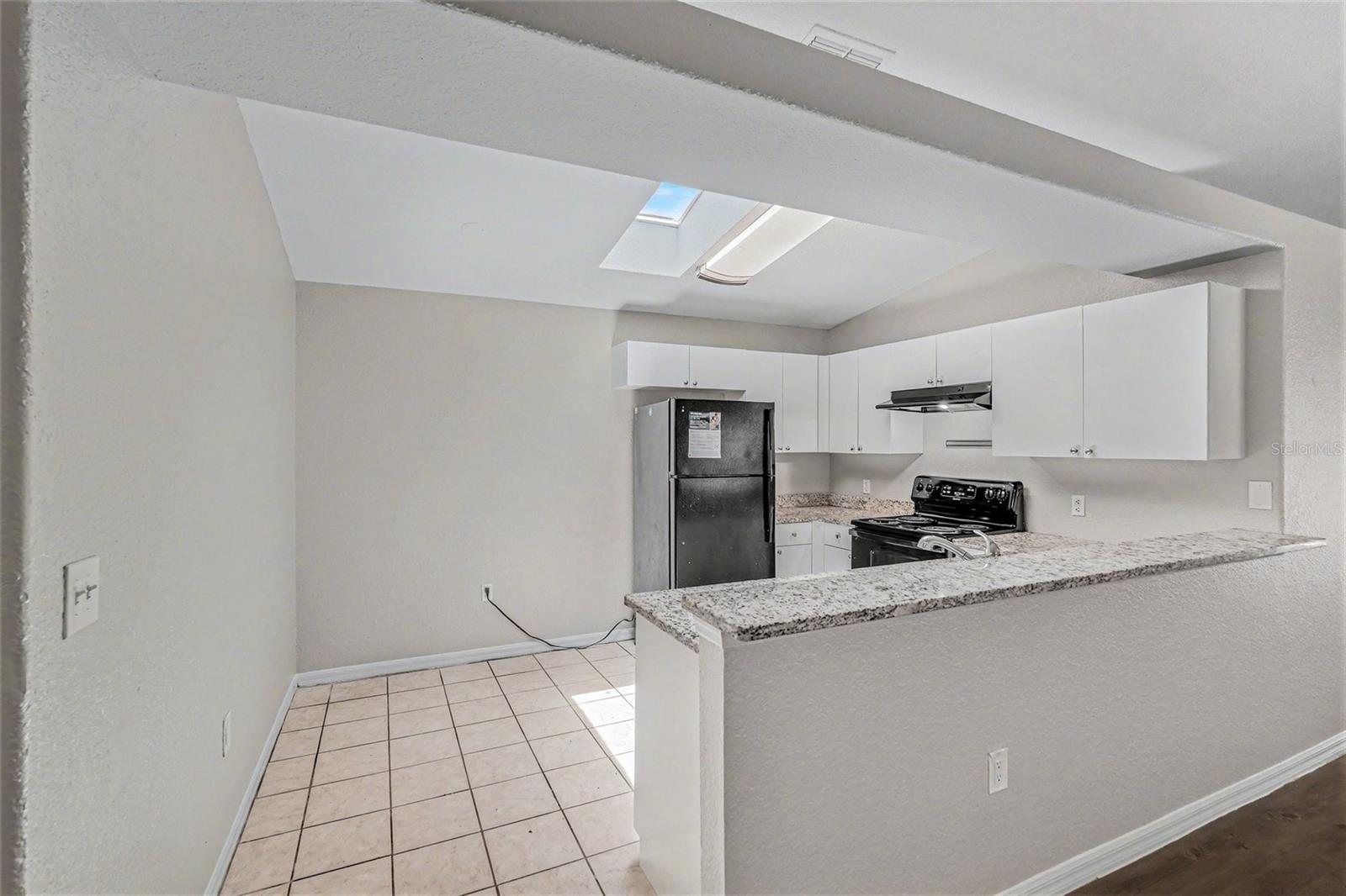 23110 DOVER DR — photo 6