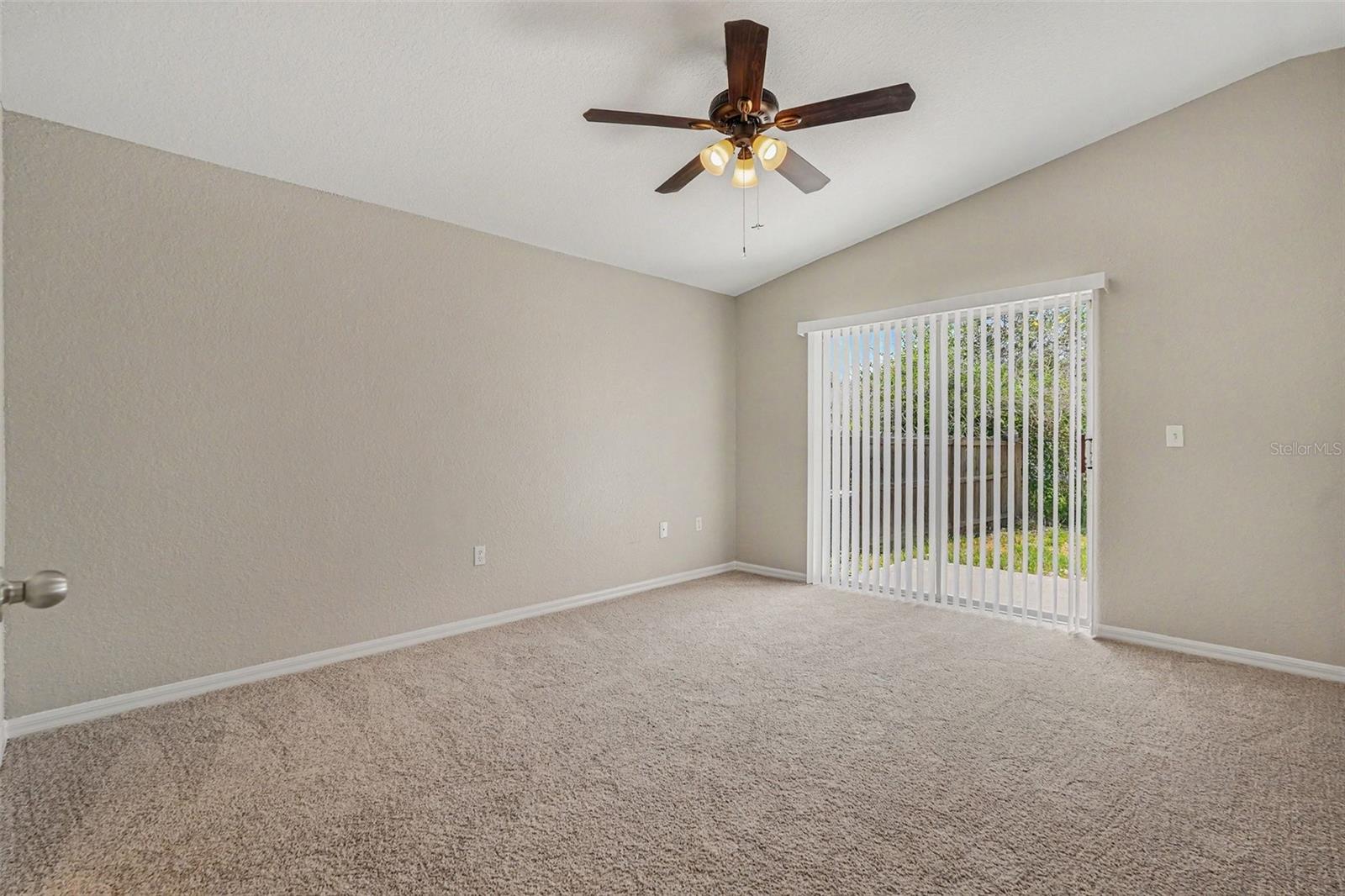 23110 DOVER DR — photo 11
