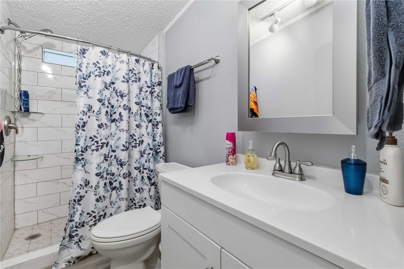 12104 WOODSIDE DR — photo 20