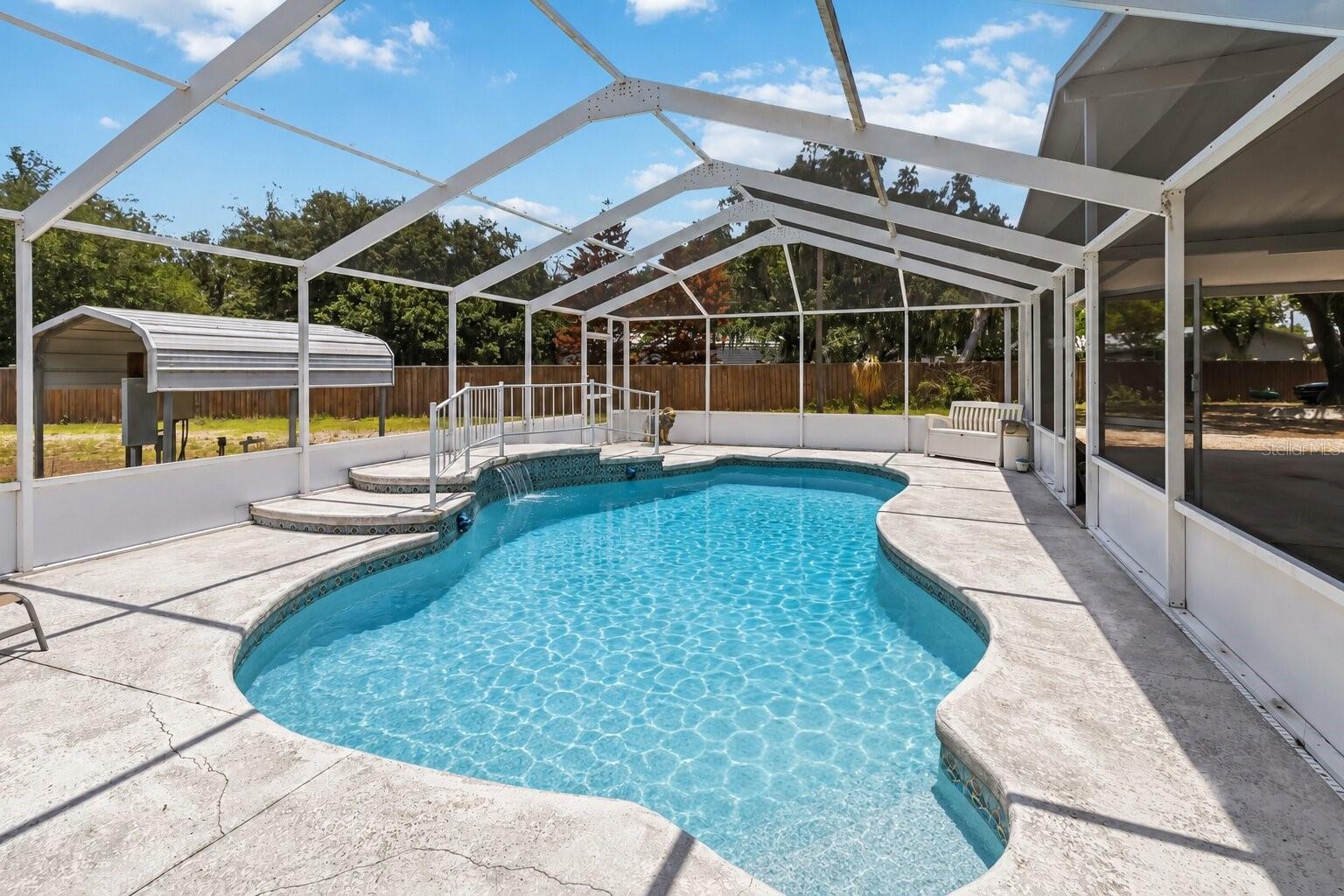 12104 WOODSIDE DR — photo 26