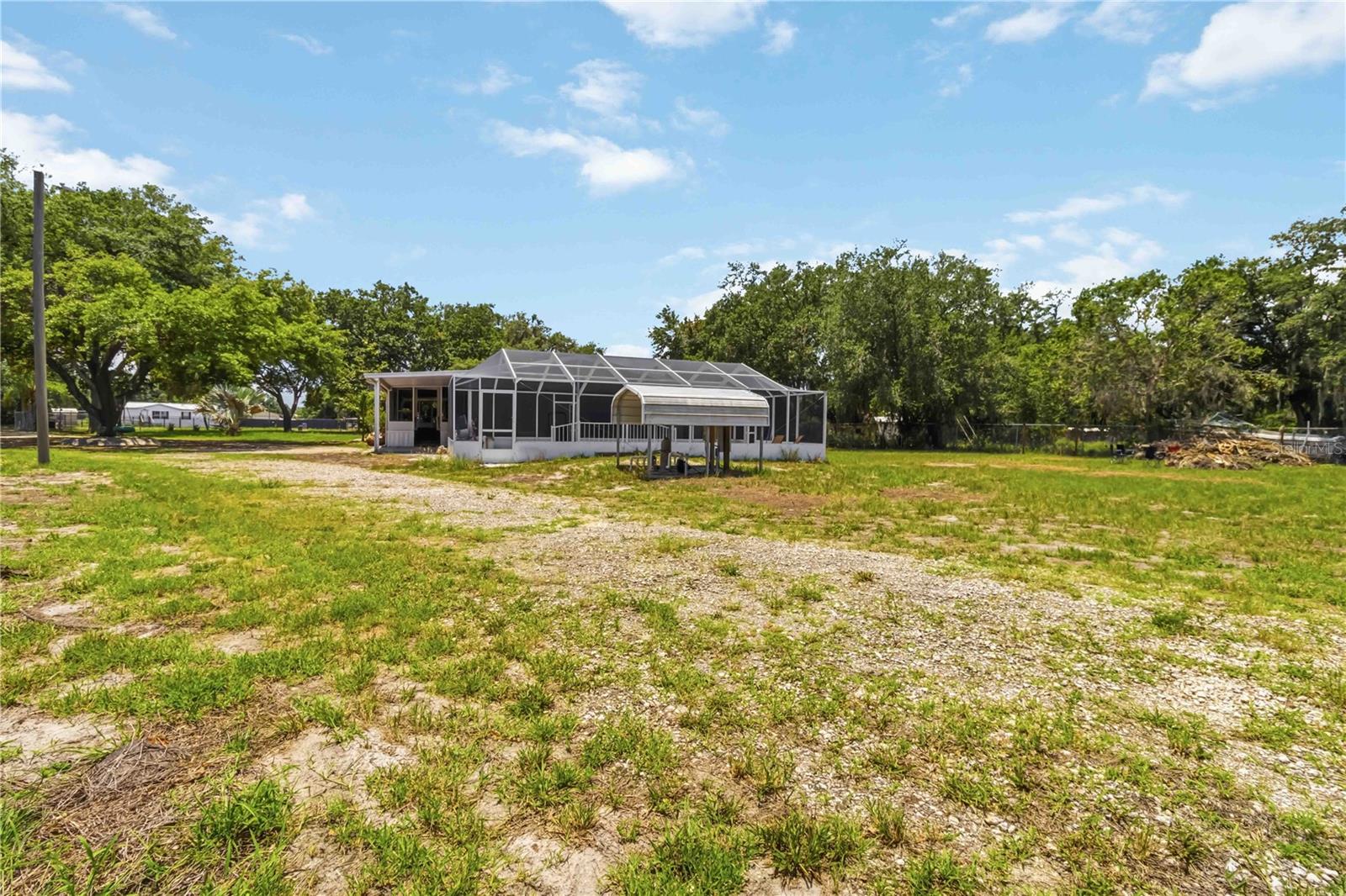 12104 WOODSIDE DR — photo 28
