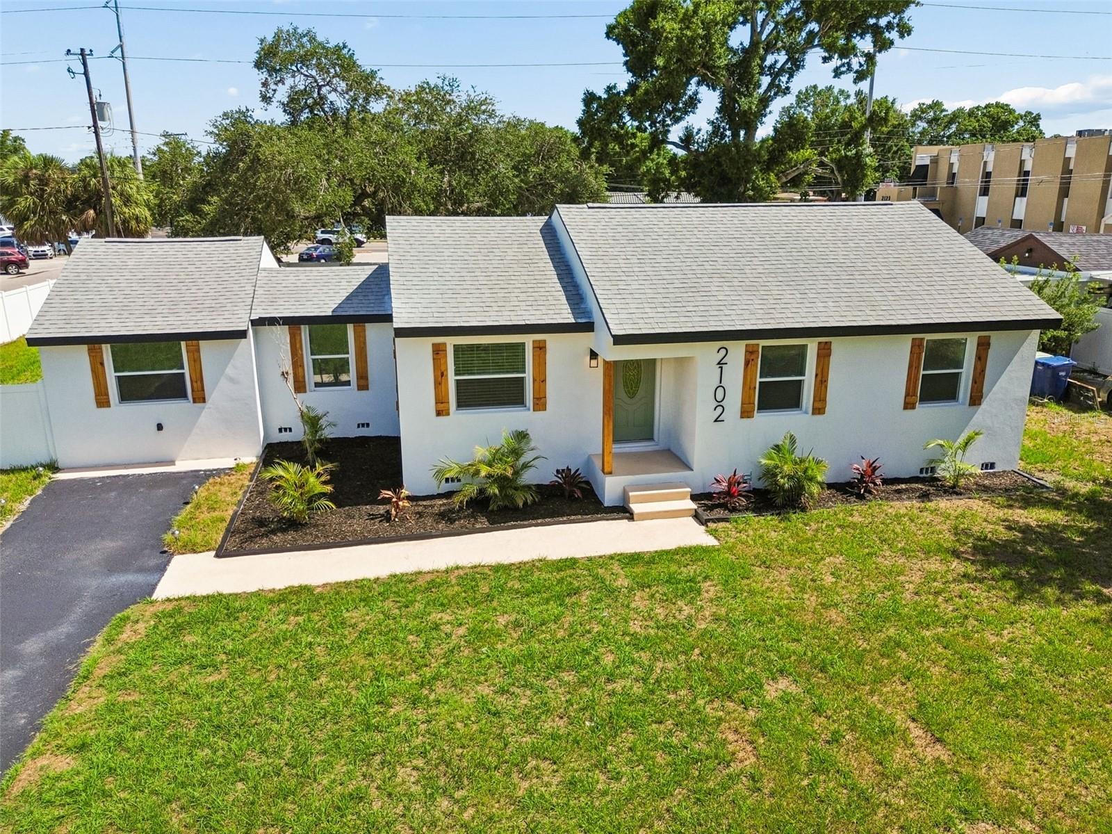 2102 W FERRIS AVE — photo 75